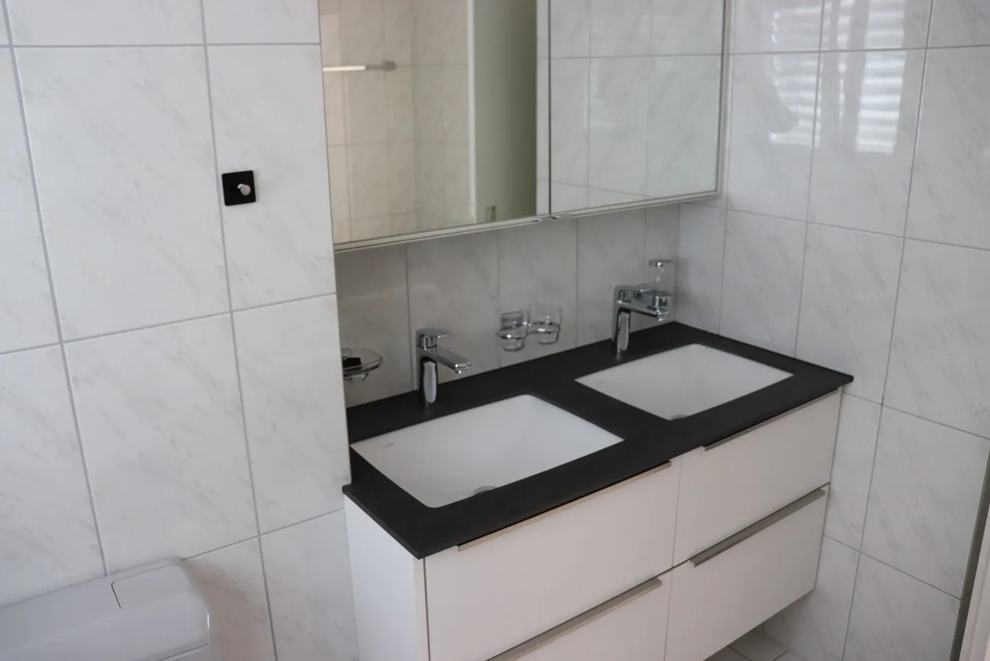 Modern Elegance: Stylish Apartment with Generous Outdoor Area! - Photo 13 of 16