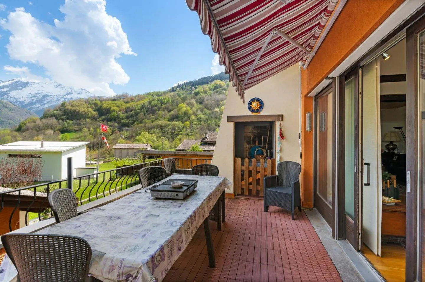 Scopri la tua oasi di spazio e comfort a Olivone - Foto 3 di 19