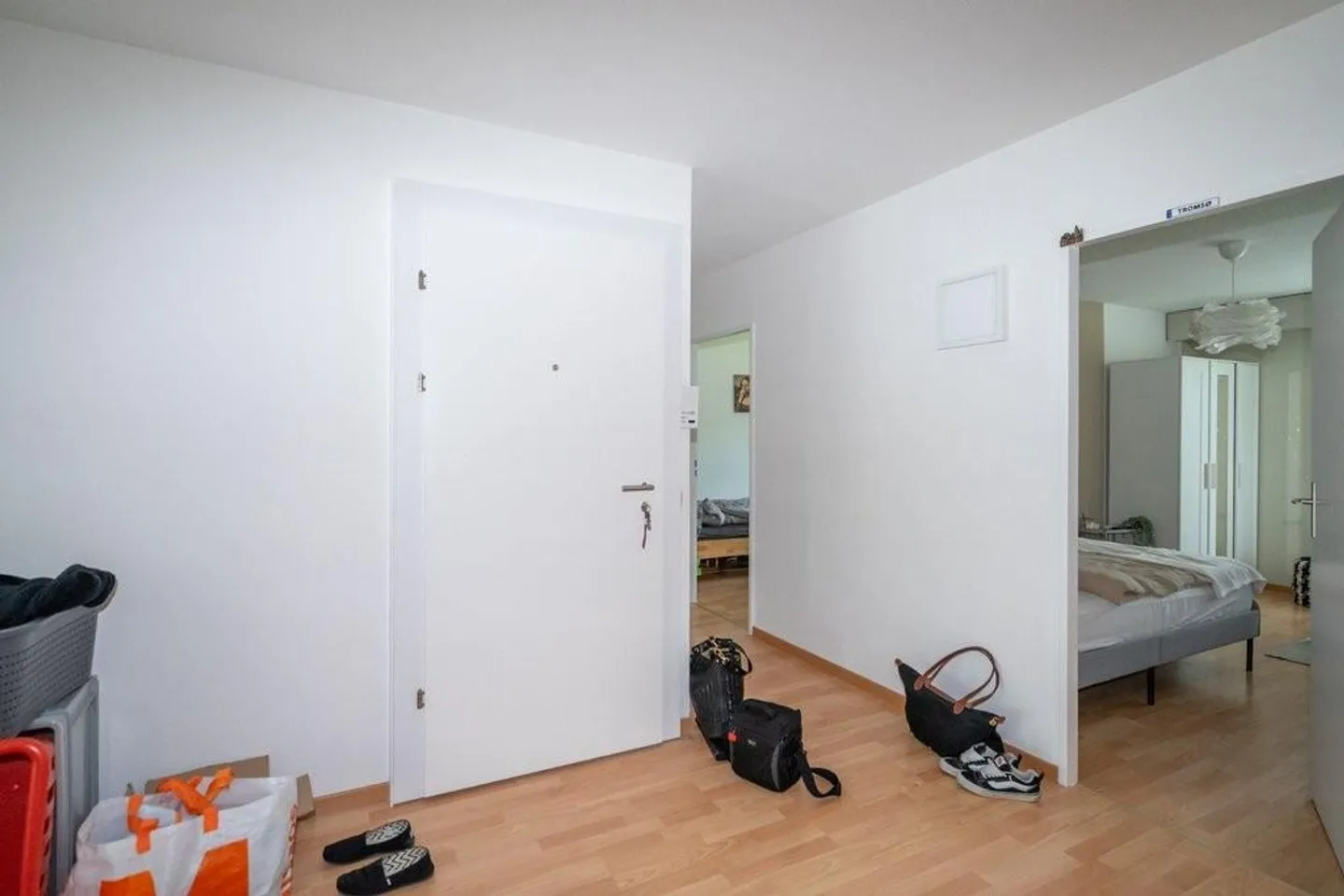 Appartamento 4.5 stanze come nuovo con balcone - La tua nuova casa a Köniz! - Foto 7 di 10