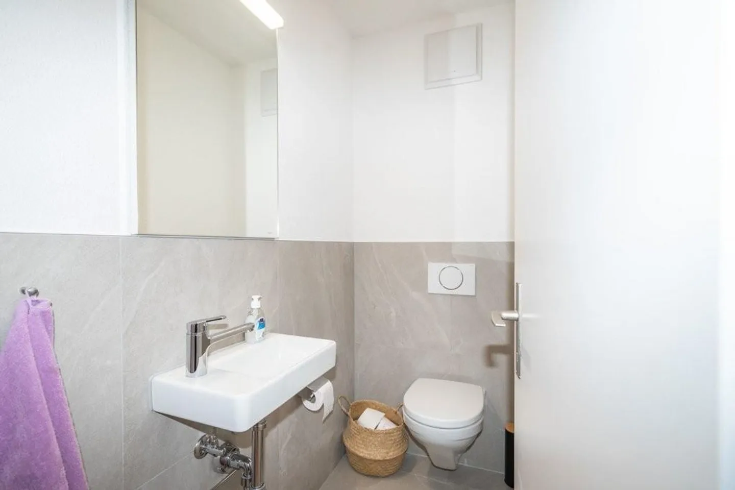 Appartamento 4.5 stanze come nuovo con balcone - La tua nuova casa a Köniz! - Foto 9 di 10
