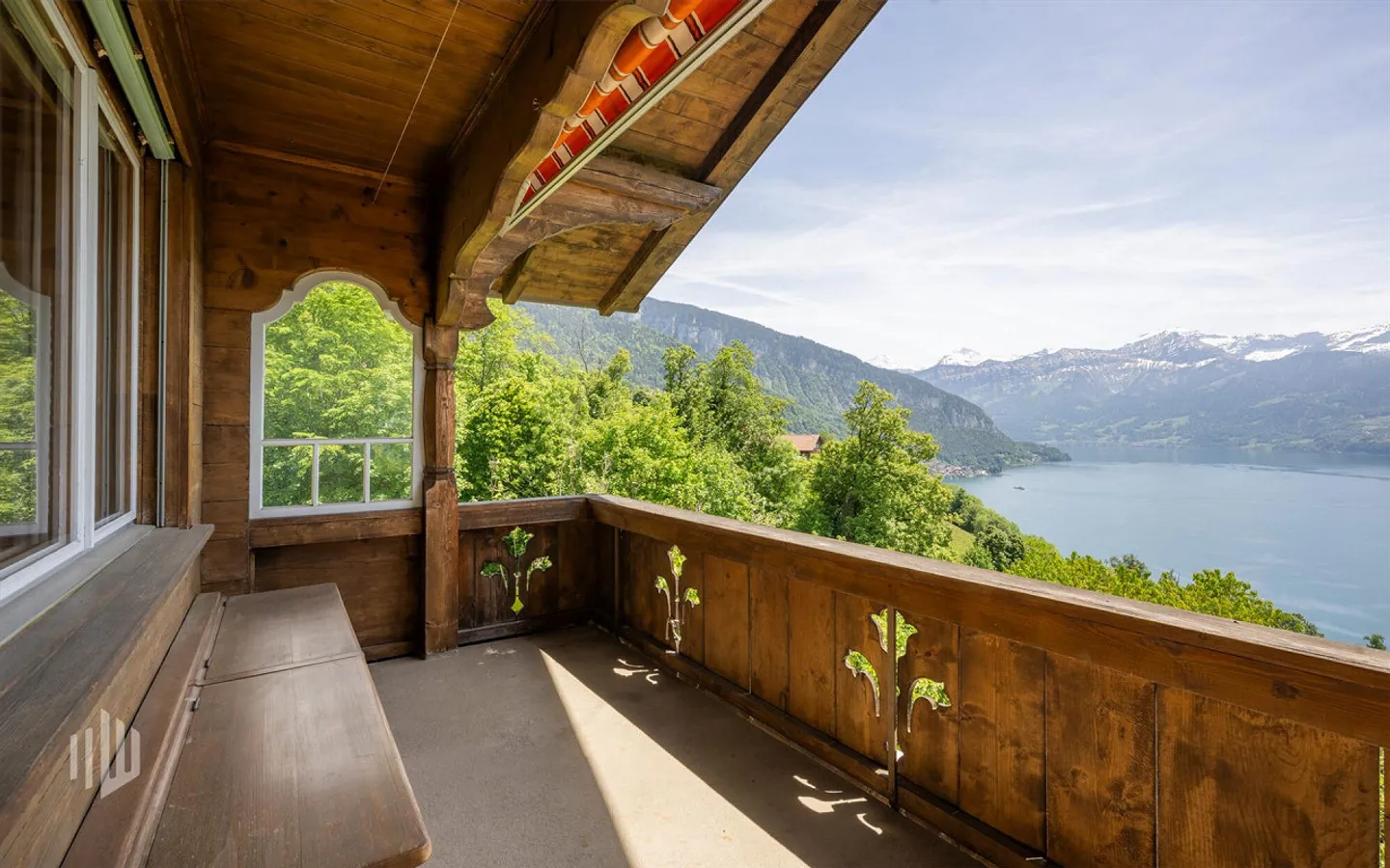 ImmoWyss - Chalet 2 familles avec une vue infiniment belle sur le lac et les montagnes - Photo 6 sur 10