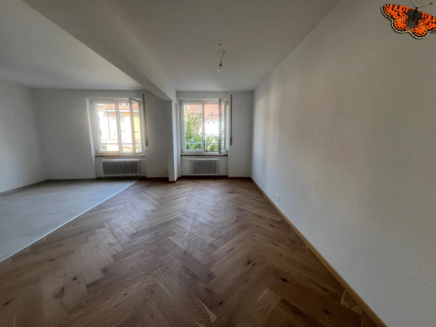 ROMONT - Charmante 3½-Zimmer-Wohnung im Stadtzentrum - Foto 3 von 13