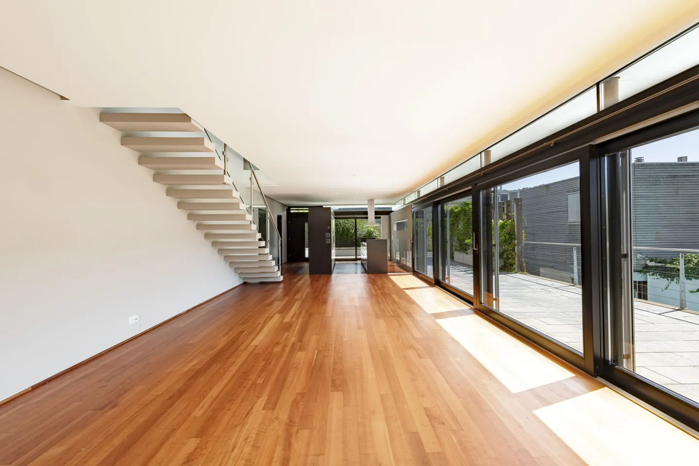 24-304 B - moderna casa residenziale di 6,5 stanze con piscina all'aperto - Foto 8 di 37
