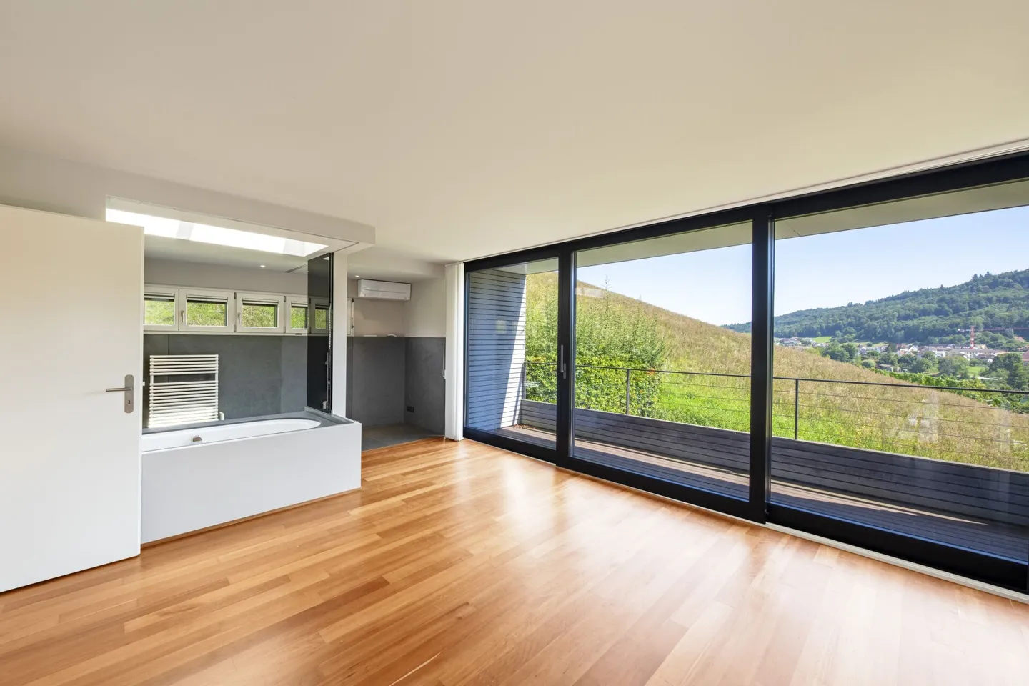 24-304 B - moderna casa residenziale di 6,5 stanze con piscina all'aperto - Foto 14 di 37