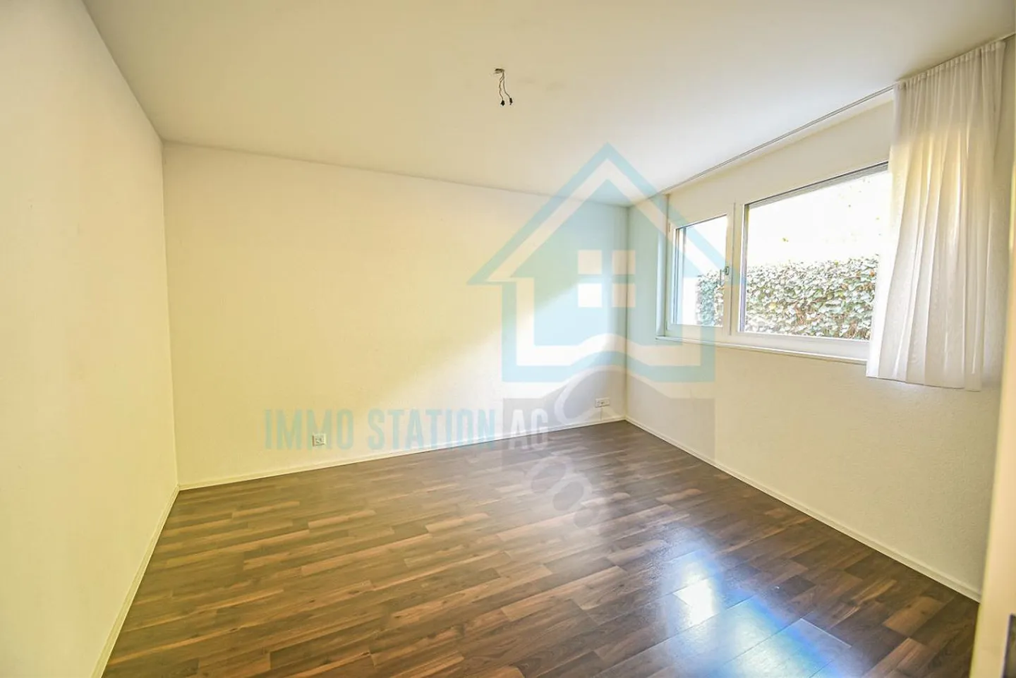 Exclusive terrace house above Aarau with unobstructed panoramic view - Photo 6 of 16