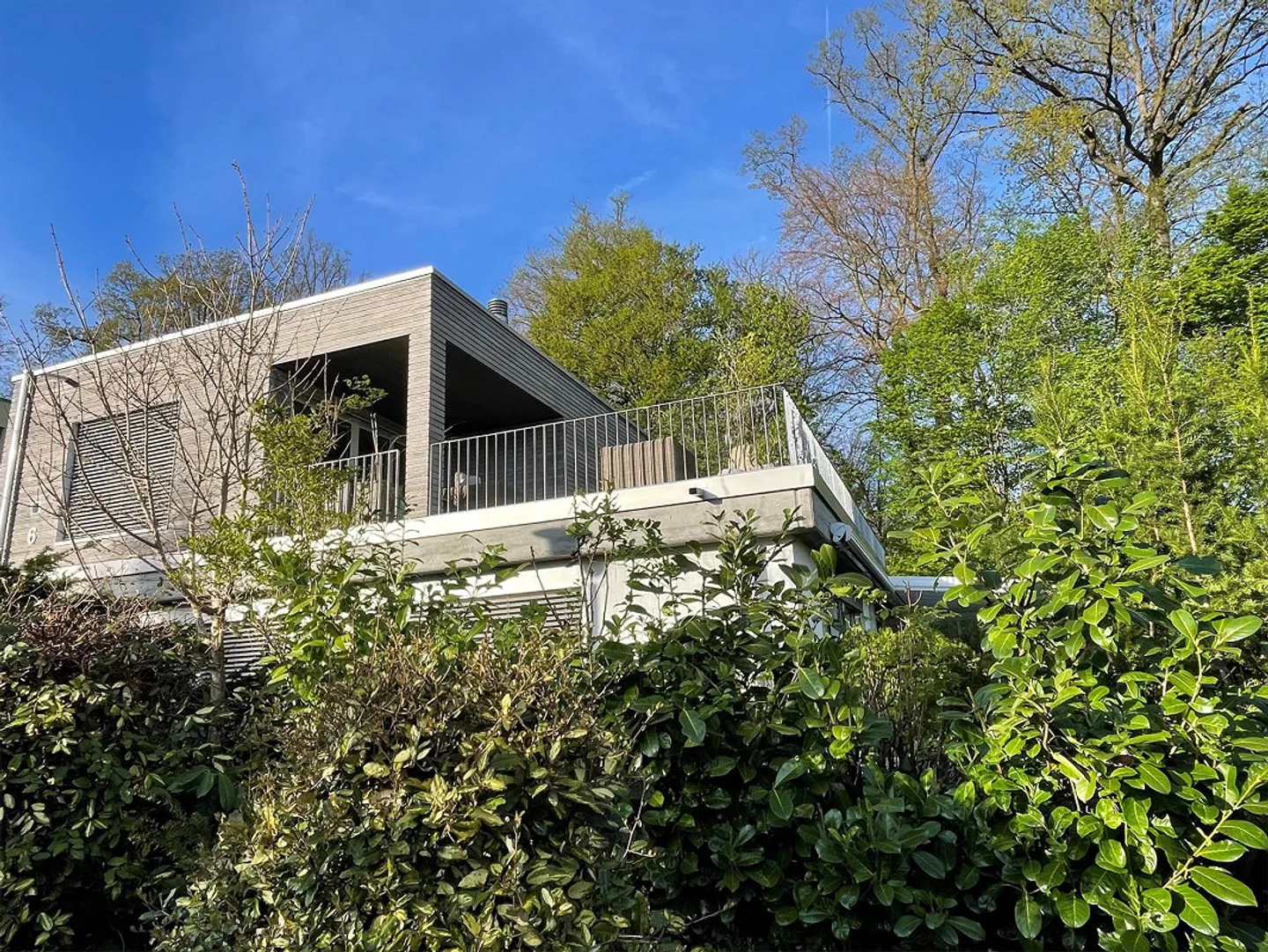 Modernes Einfamilienhaus in Reinach - Foto 1 von 9