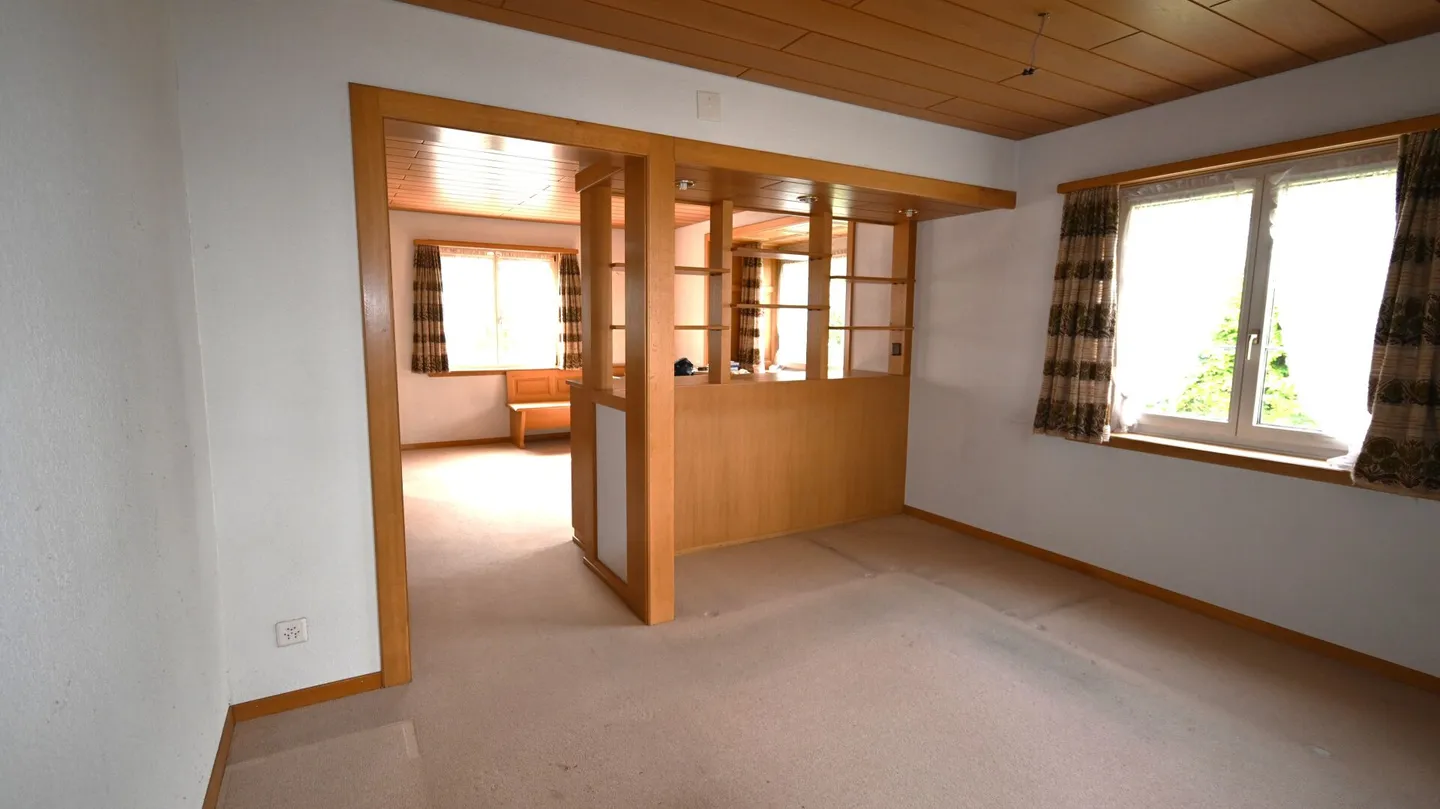 Geräumiges freistehendes Haus - Foto 11 von 17