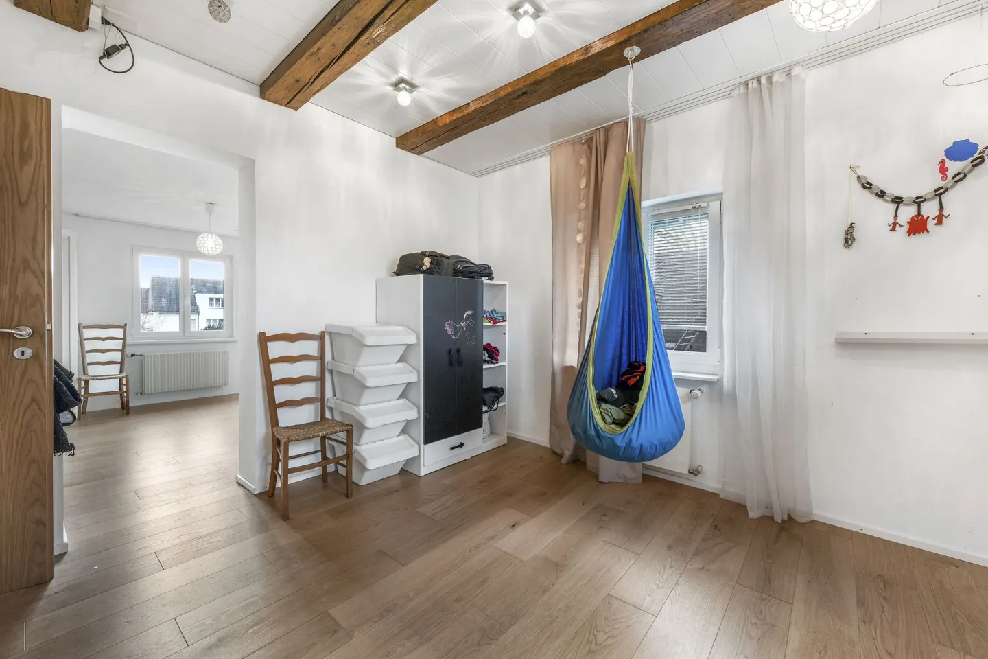 Charme trifft Komfort - Ihr stilvoll saniertes Zuhause mit Pool in Bischofszell - Foto 19 di 41