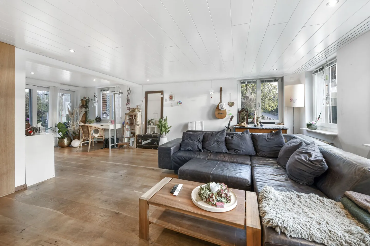 Charme trifft Komfort - Ihr stilvoll saniertes Zuhause mit Pool in Bischofszell - Foto 23 di 41