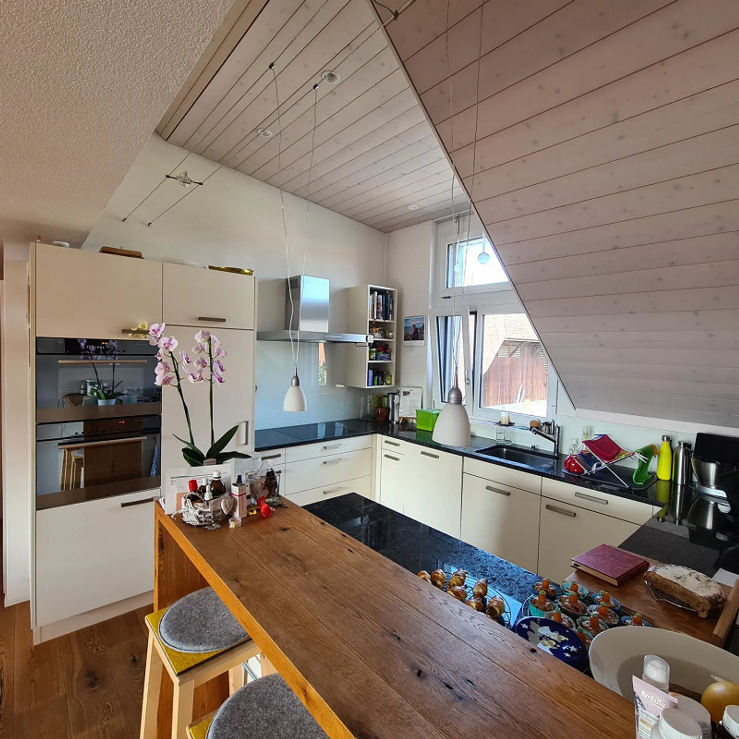 Light-flooded spacious gallery apartment - Photo 9 of 22