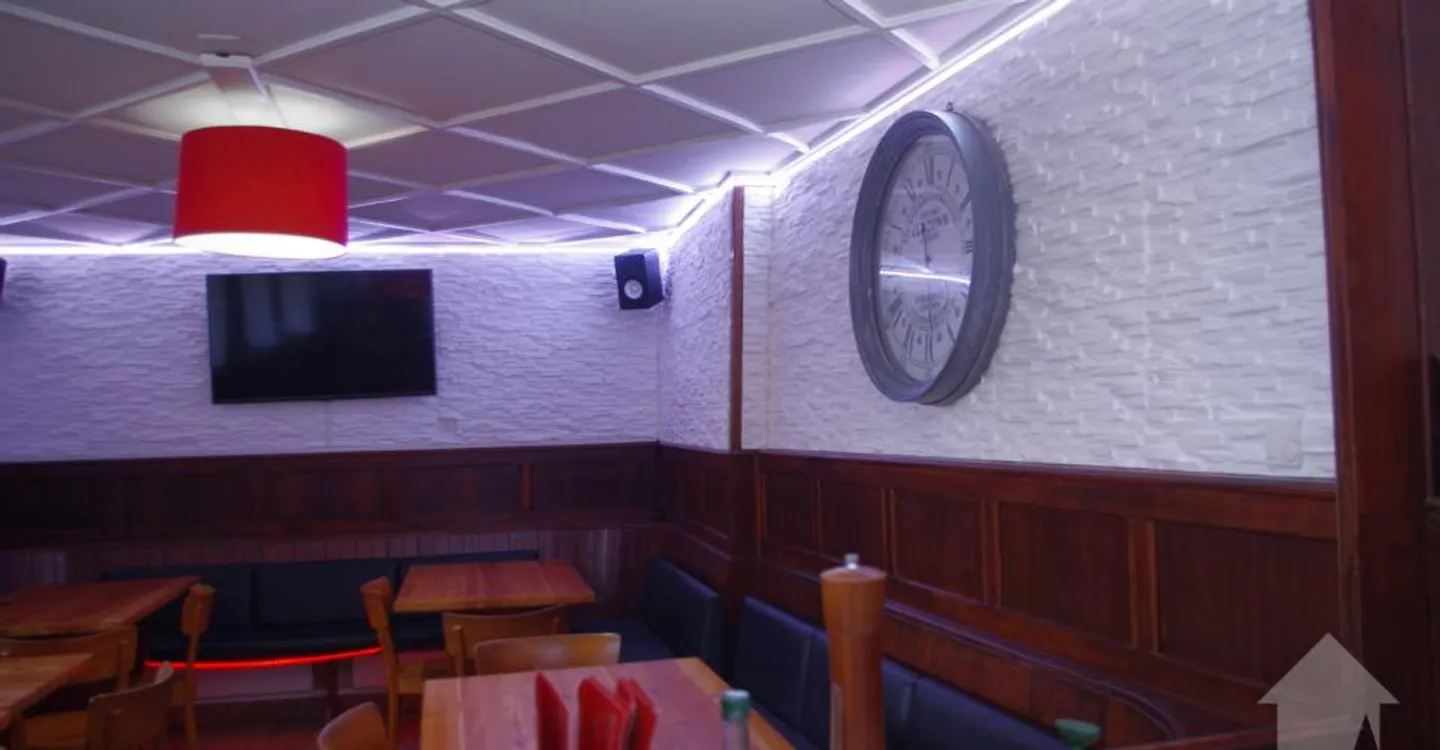Charmant Café-Restaurant avec Appartement - Photo 6 sur 11