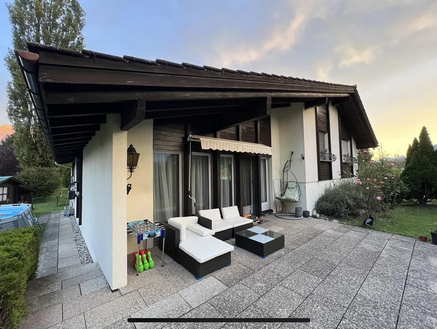 Casa unifamiliare idilliaca di 5,5 stanze in una posizione centrale e tranquilla - Foto 1 di 15