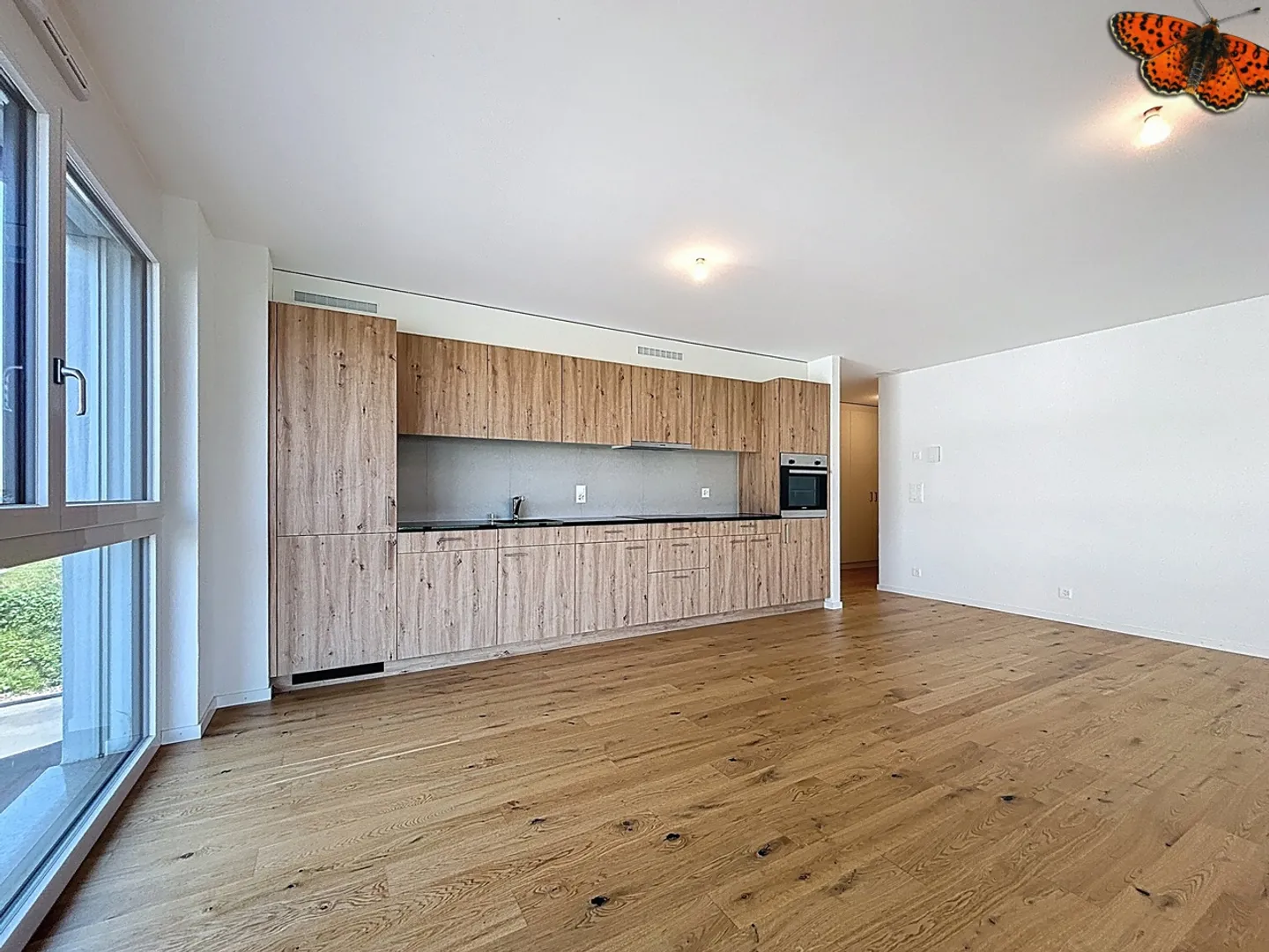 4,5 Zimmer-Erdgeschosswohnung mit einer Verkaufsfläche von 144 m²! - Foto 8 von 11