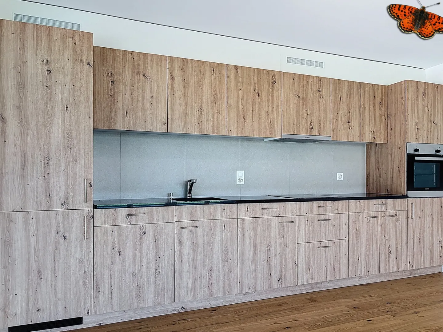 4,5 Zimmer-Erdgeschosswohnung mit einer Verkaufsfläche von 144 m²! - Foto 9 von 11