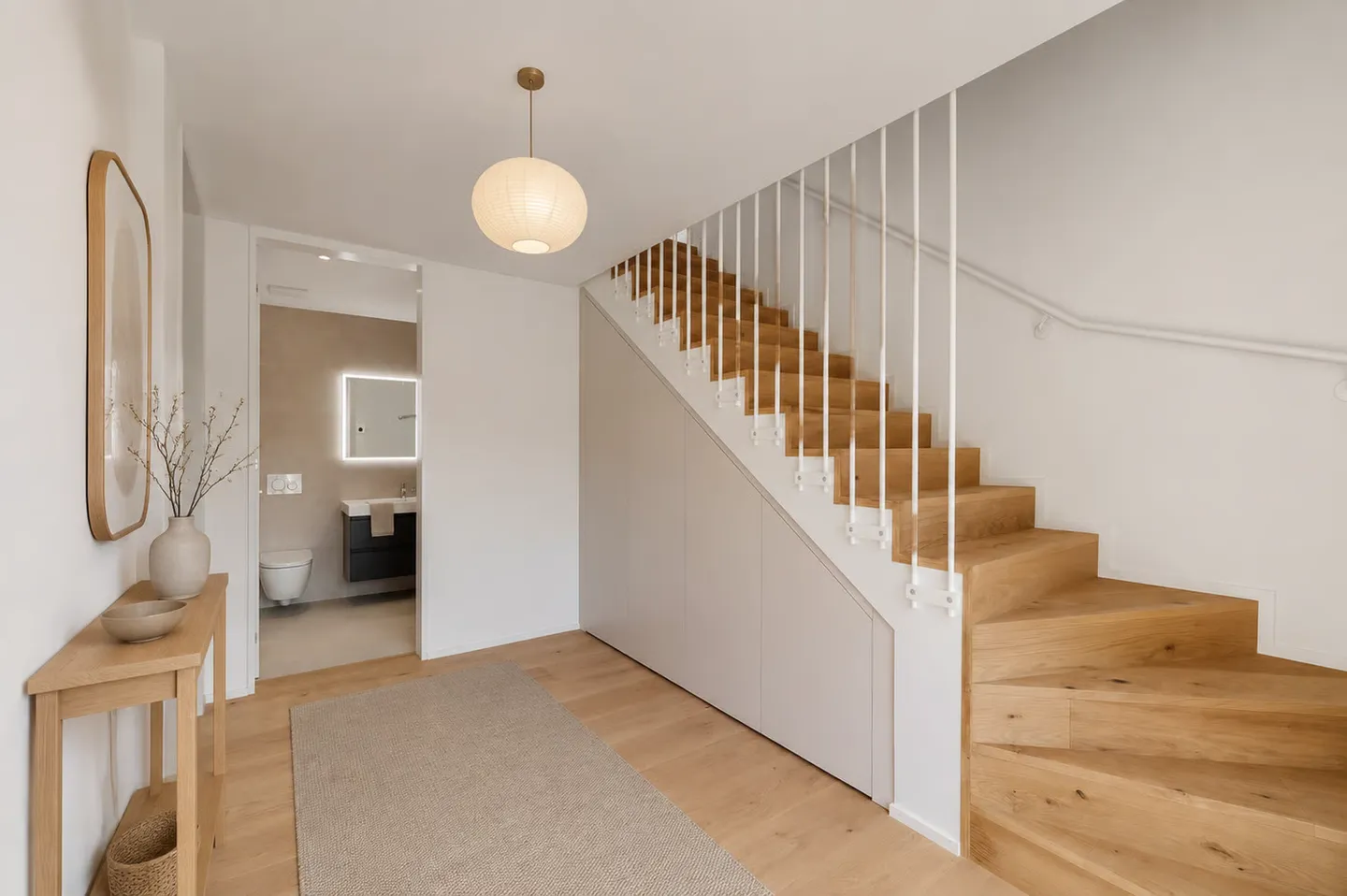 Maisonette en attique baignée de lumière avec vue dégagée et jardin privé - Photo 6 sur 7