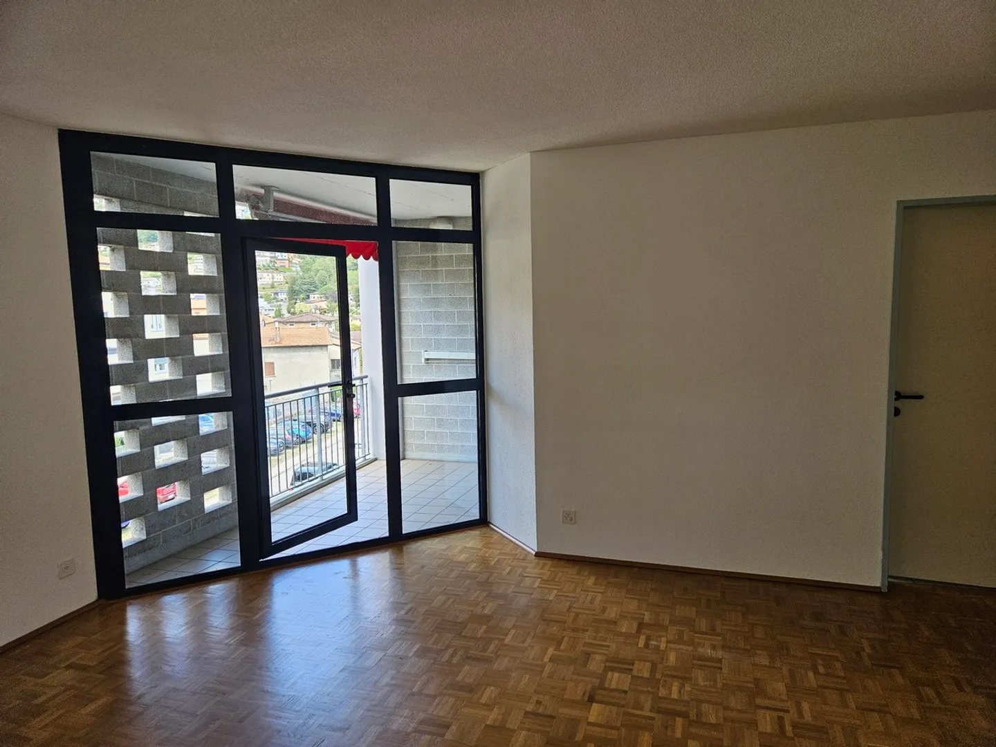 Schöne 4.5 Zimmer in sehr ruhiger, praktischer Lage - Foto 13 von 13