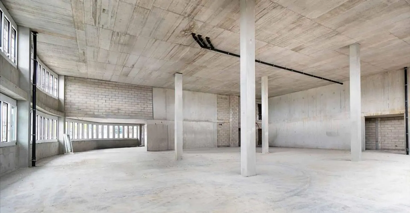 Immeuble mixte à louer - Photo 1 sur 13