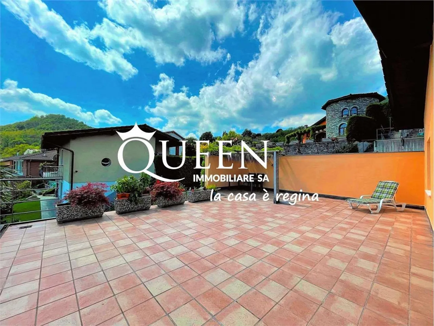 Arosio: Semi-Detached House, 7 Rooms, 240 m², Terrace and Garden, Swimming Pool - Photo 6 of 13