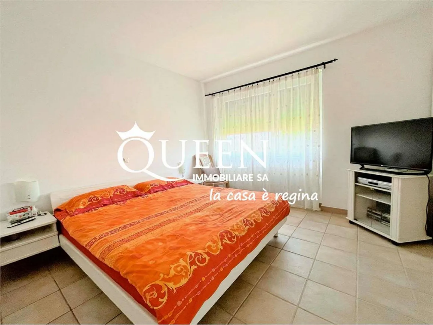 Arosio: Semi-Detached House, 7 Rooms, 240 m², Terrace and Garden, Swimming Pool - Photo 8 of 13