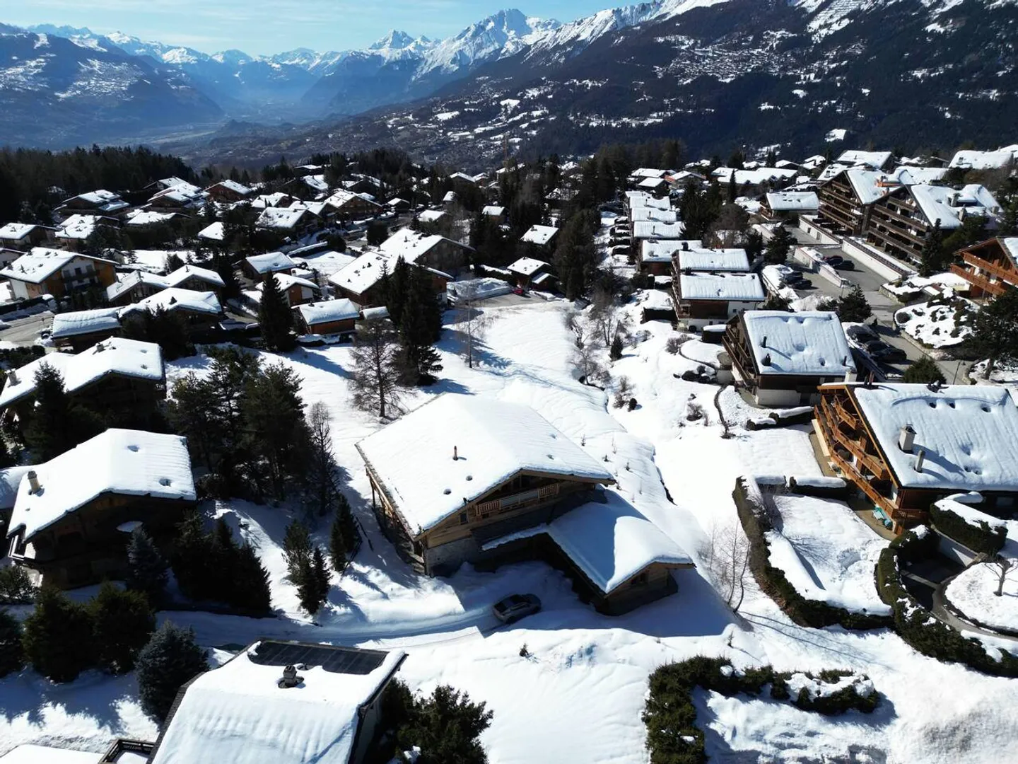 Chalet 7 Zimmer - Foto 2 von 13