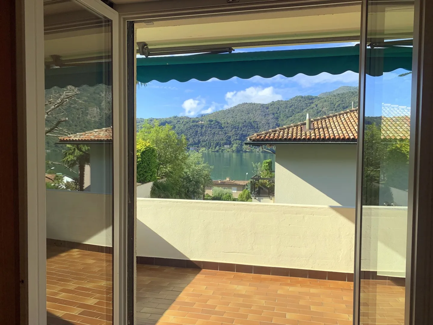 Sun Side - Photo 3 of 13