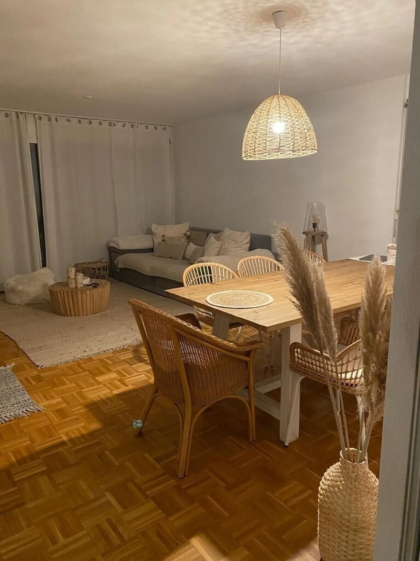 Grand appartement avec 4,5 pièces - Photo 1 sur 6