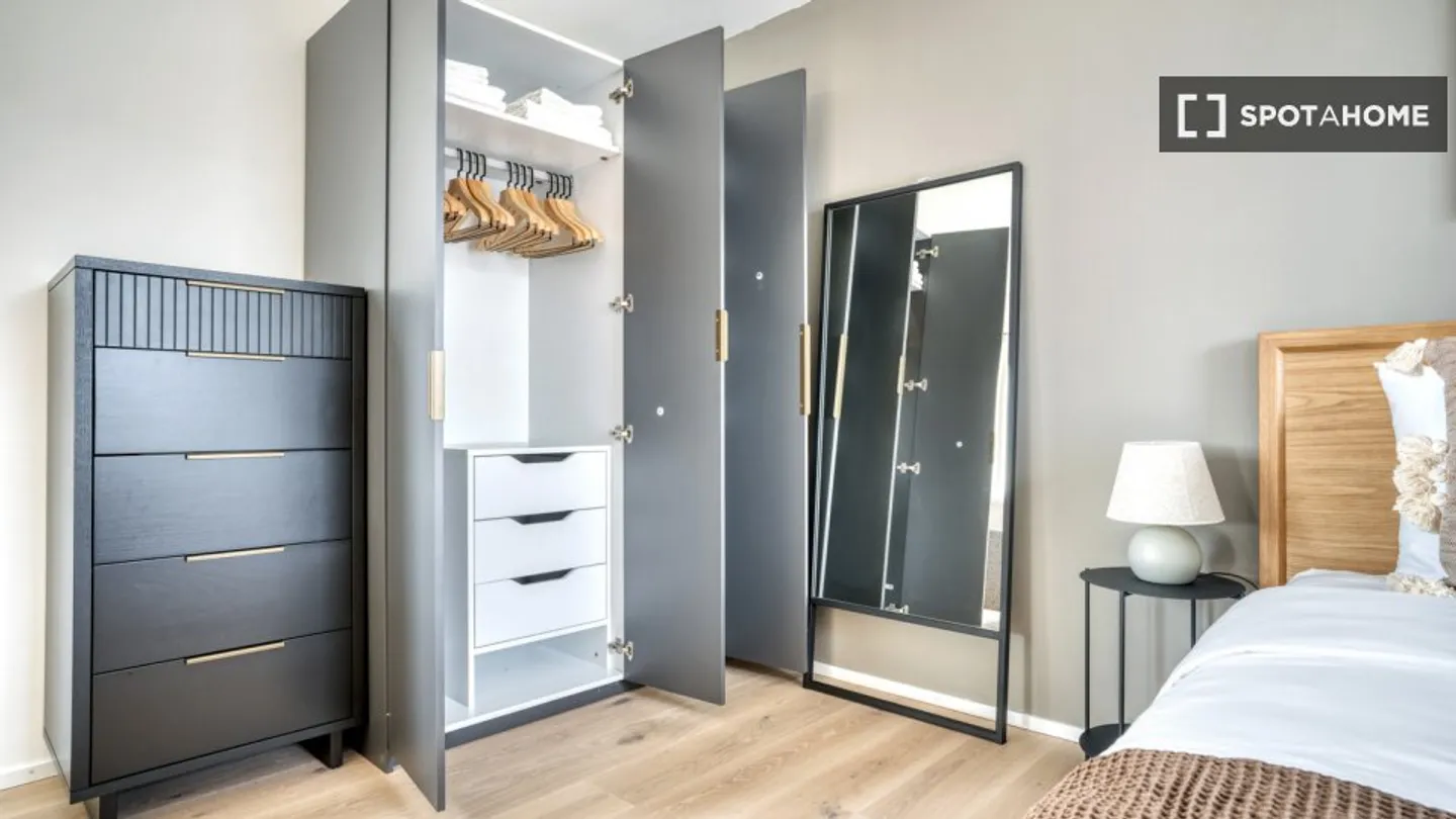 Scopri, visita e affitta la tua nuova casa online con piena fiducia. - Foto 9 di 14