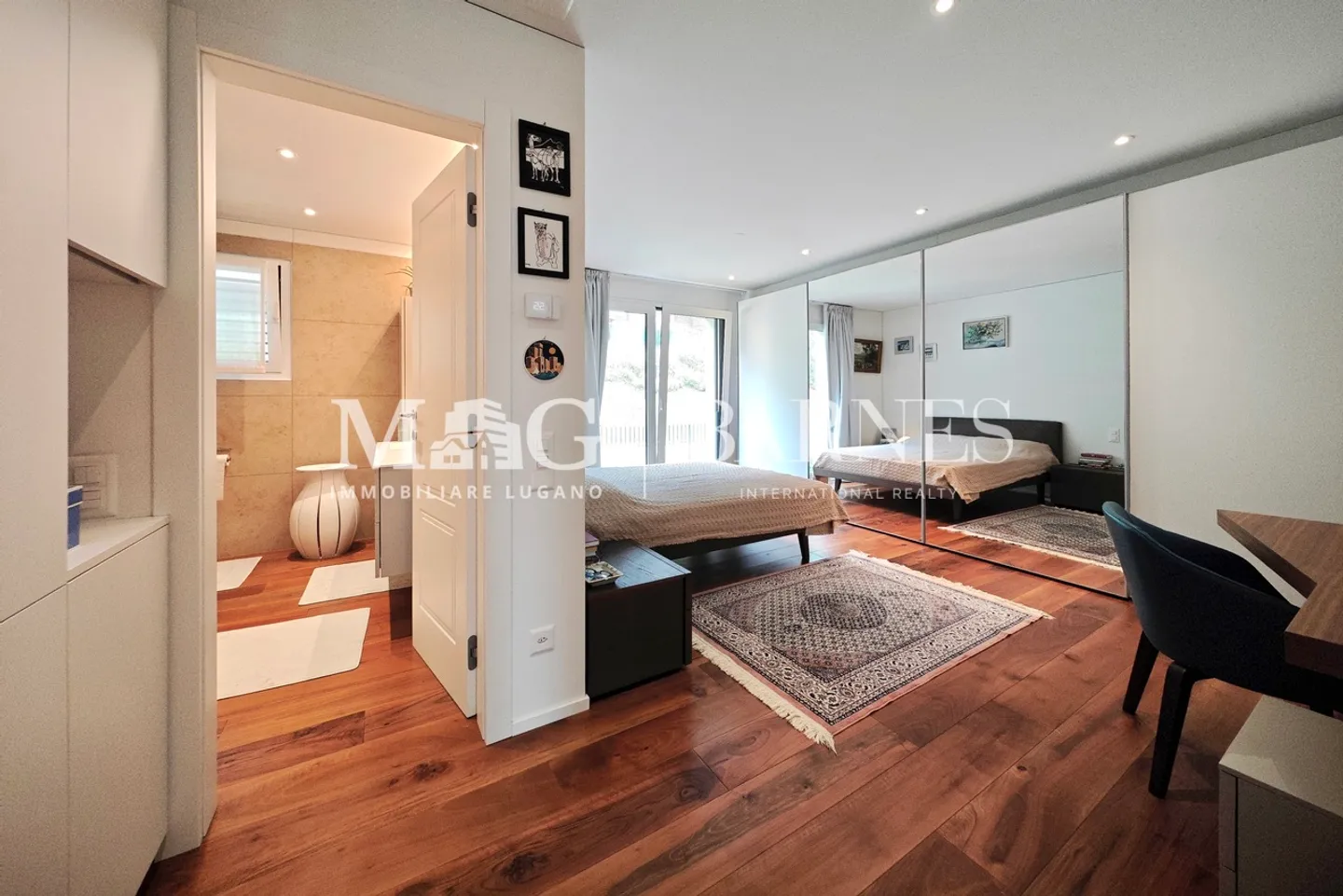 Lugano, Canobbio : Penthouse moderne avec vue sur le lac et grande terrasse - Photo 16 sur 17