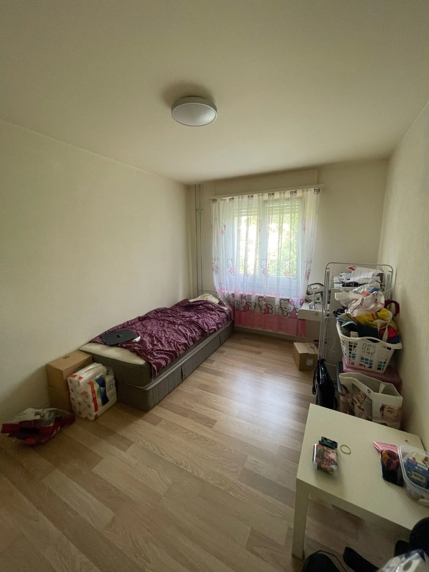 3.5-room apartment on the raised ground floor in the middle of Biel for rent - Photo 3 of 7