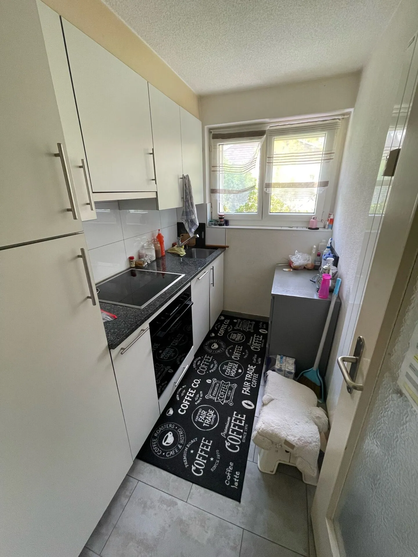 3.5-room apartment on the raised ground floor in the middle of Biel for rent - Photo 5 of 7