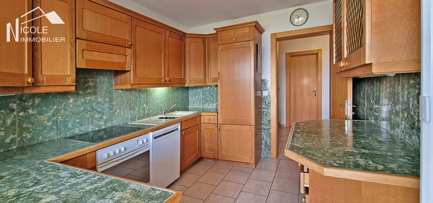 Super opportunity near the slopes ! - Photo 14 of 27