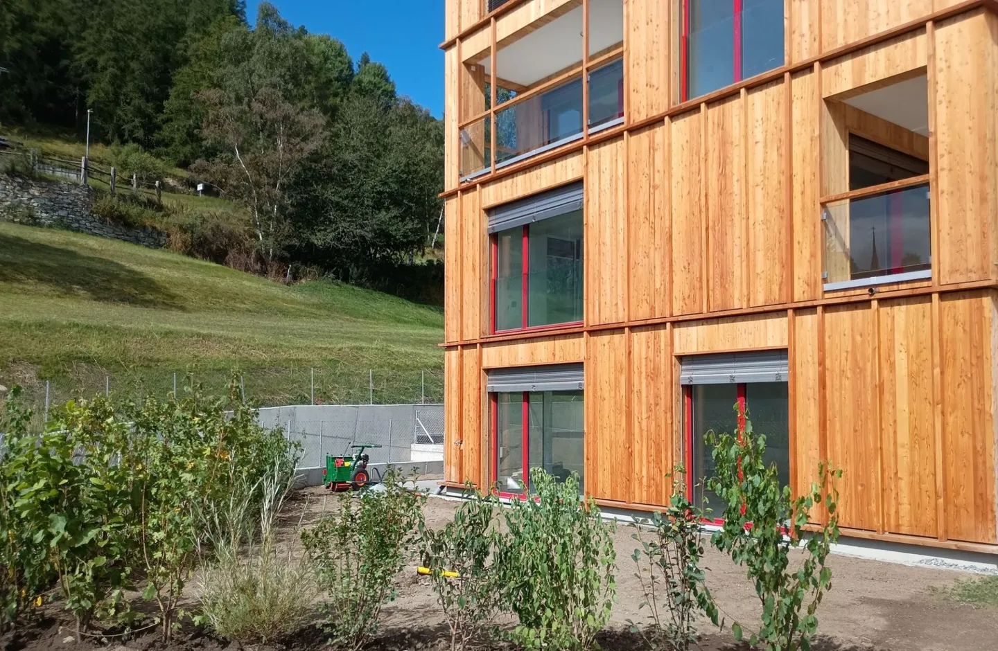 Appartamento al piano terra con giardino di 200m2 - Foto 6 di 9
