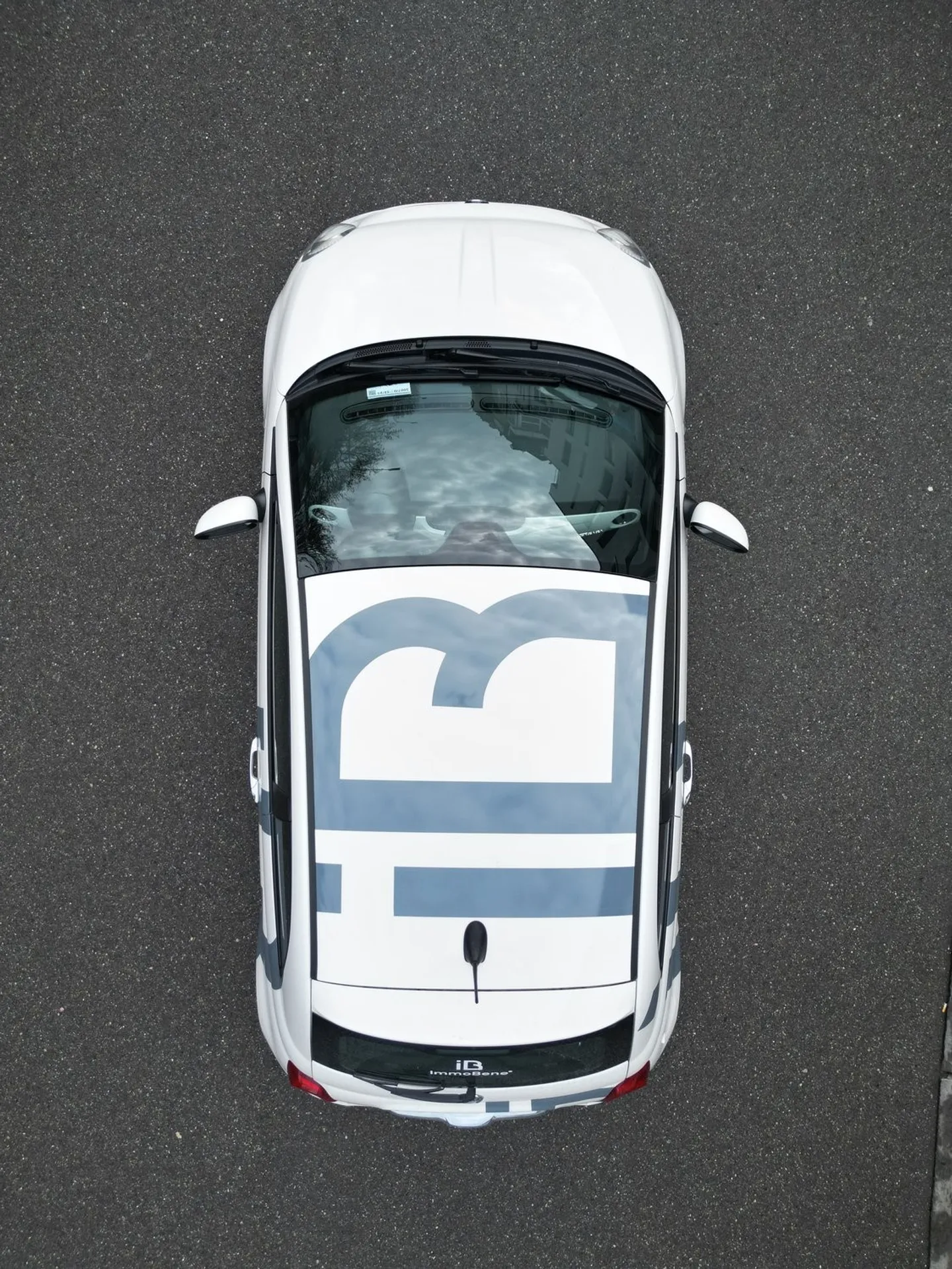 Diverse parking spaces for rent in Thun - Photo 1 of 1