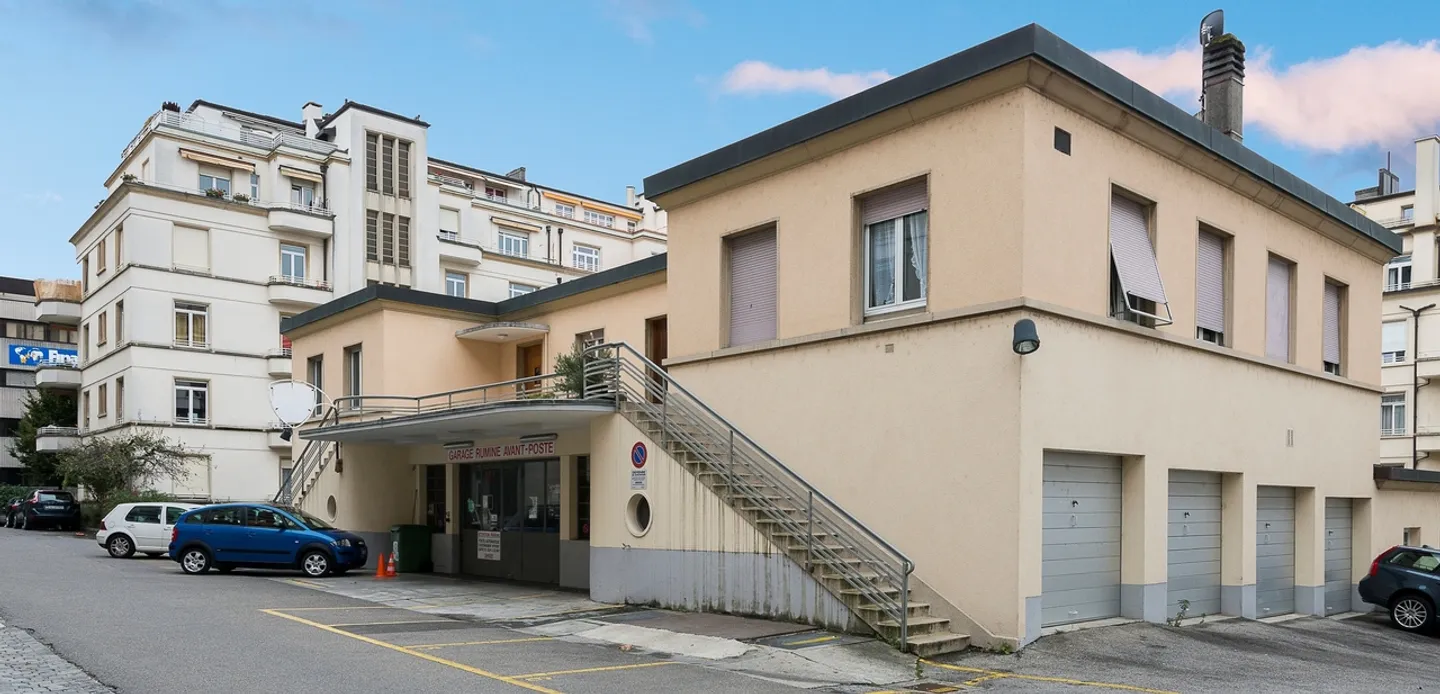 Place de parc intérieure à louer - Photo 2 sur 2