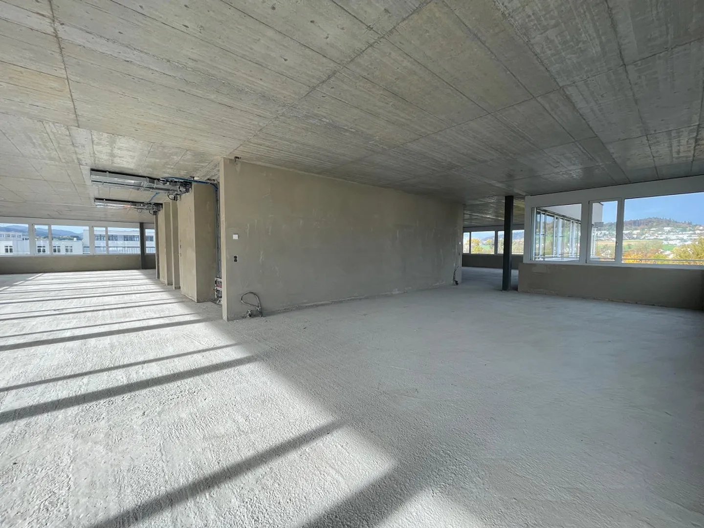 Edificio commerciale Rüti - spazi commerciali moderni e versatili - Foto 6 di 7