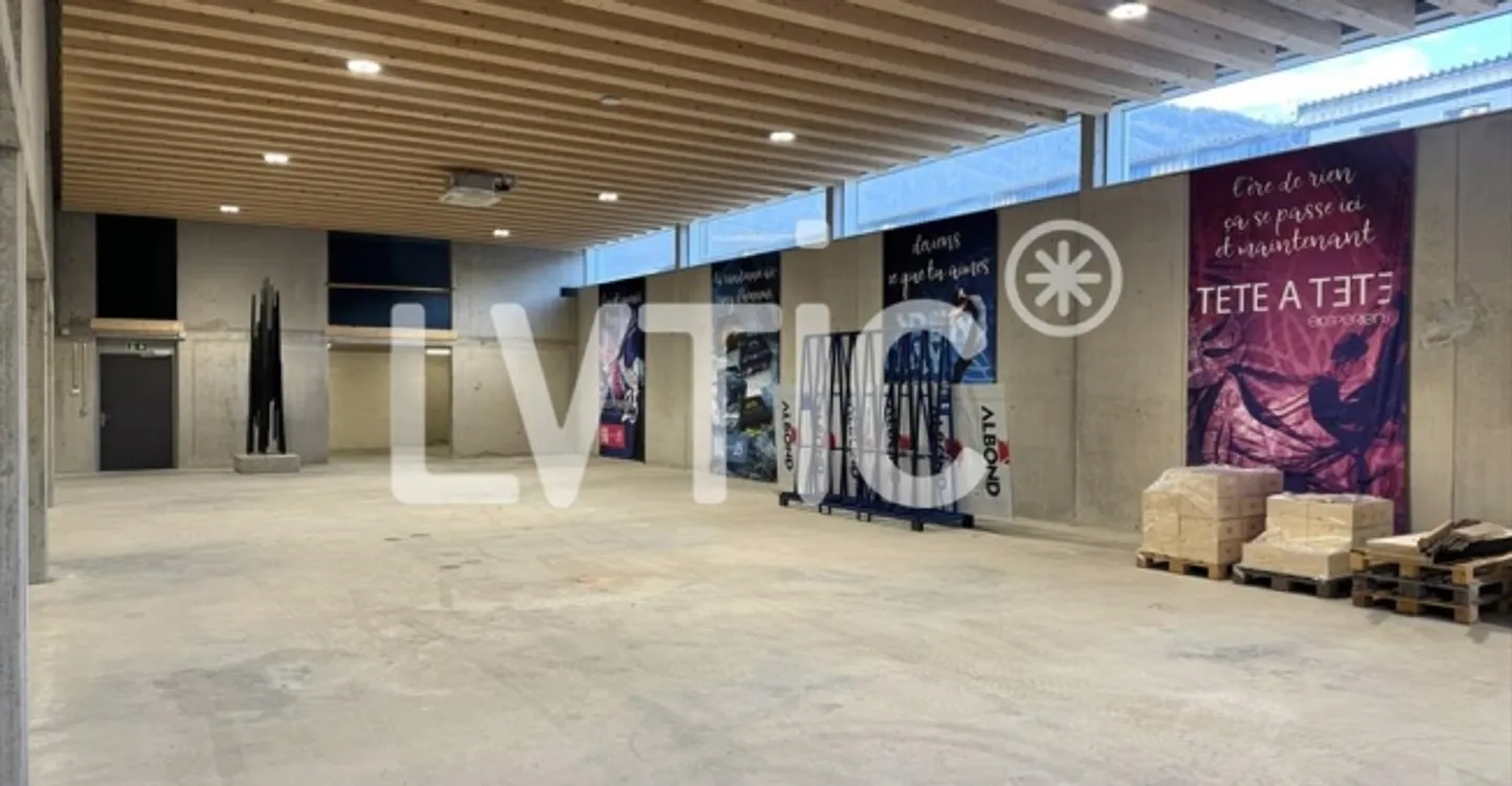 «Dépôt» - Photo 4 sur 13