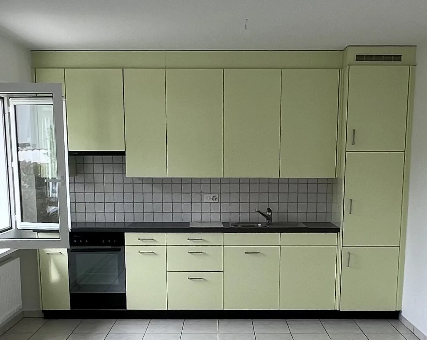 Appartamento di due e mezzo stanze - Foto 3 di 12