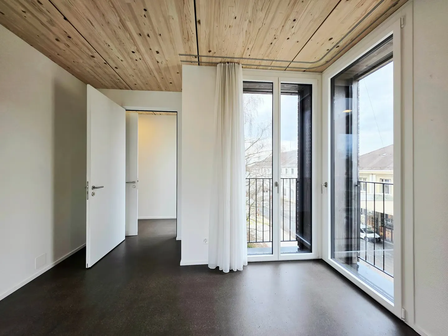 Moderne 4.5-Zimmer-Wohnung mit Balkon in Dübendorf – ab Februar 2027 verfügbar - Foto 9 von 14