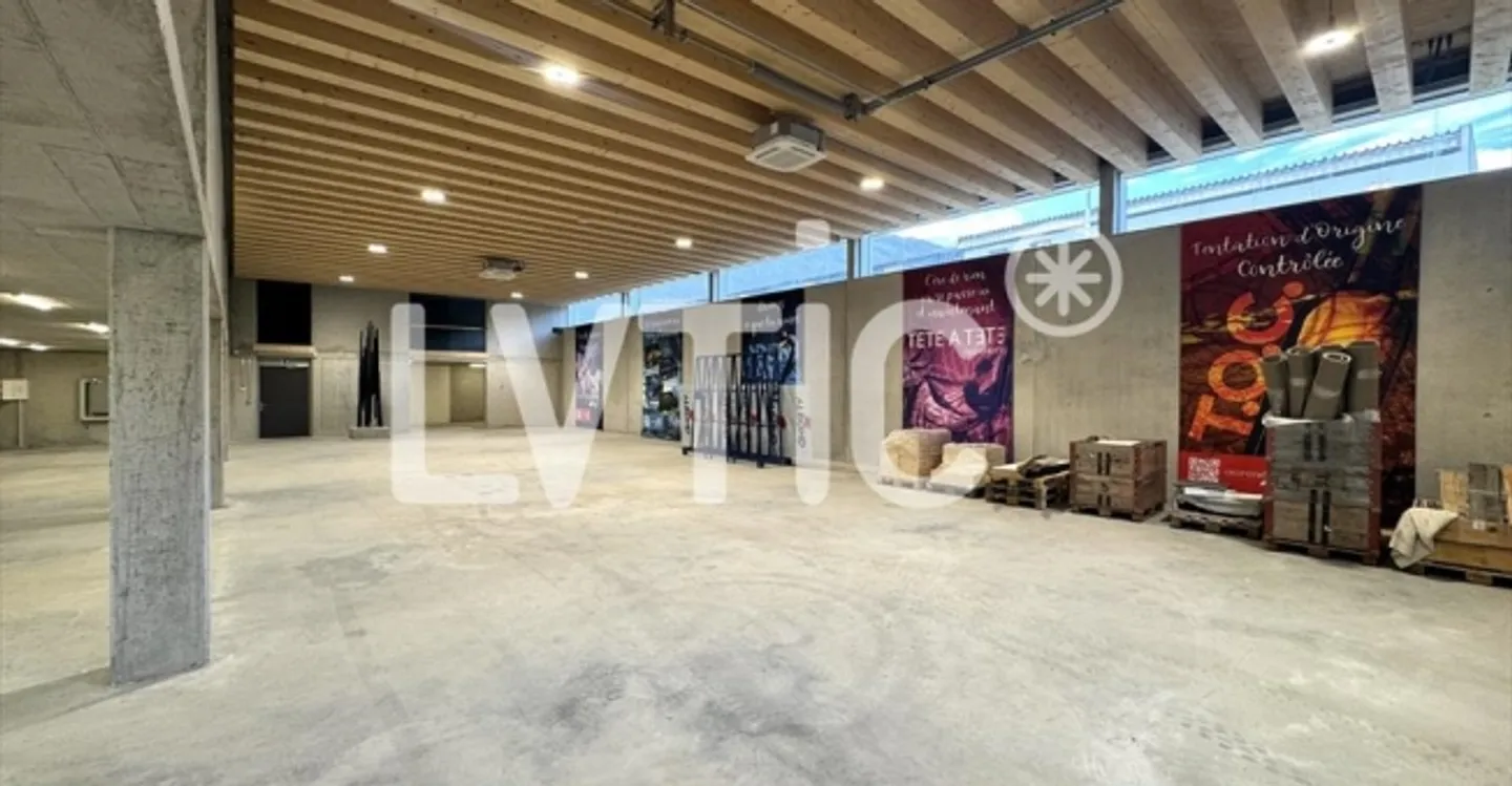 «Dépôt» - Photo 10 sur 13