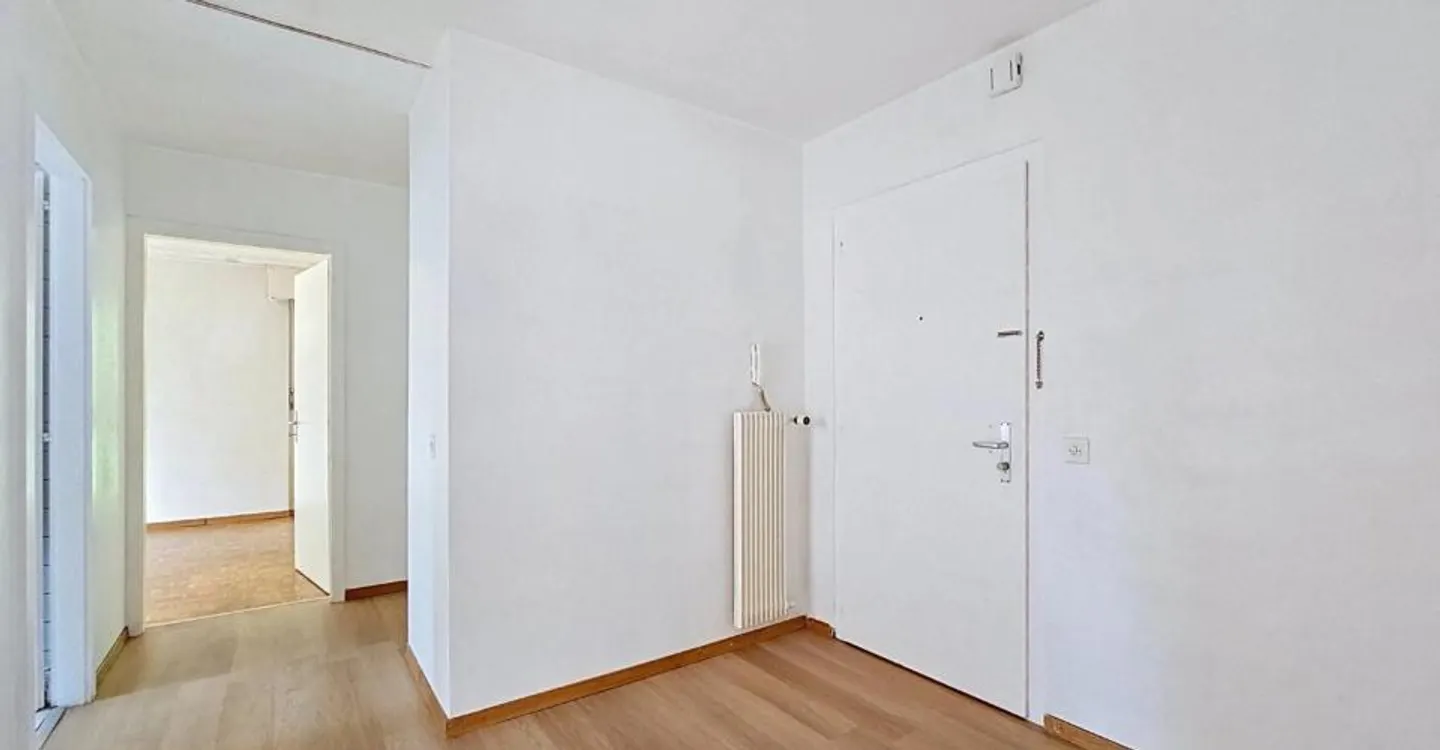 4-room apartment to renovate near the lake - Photo 4 of 9