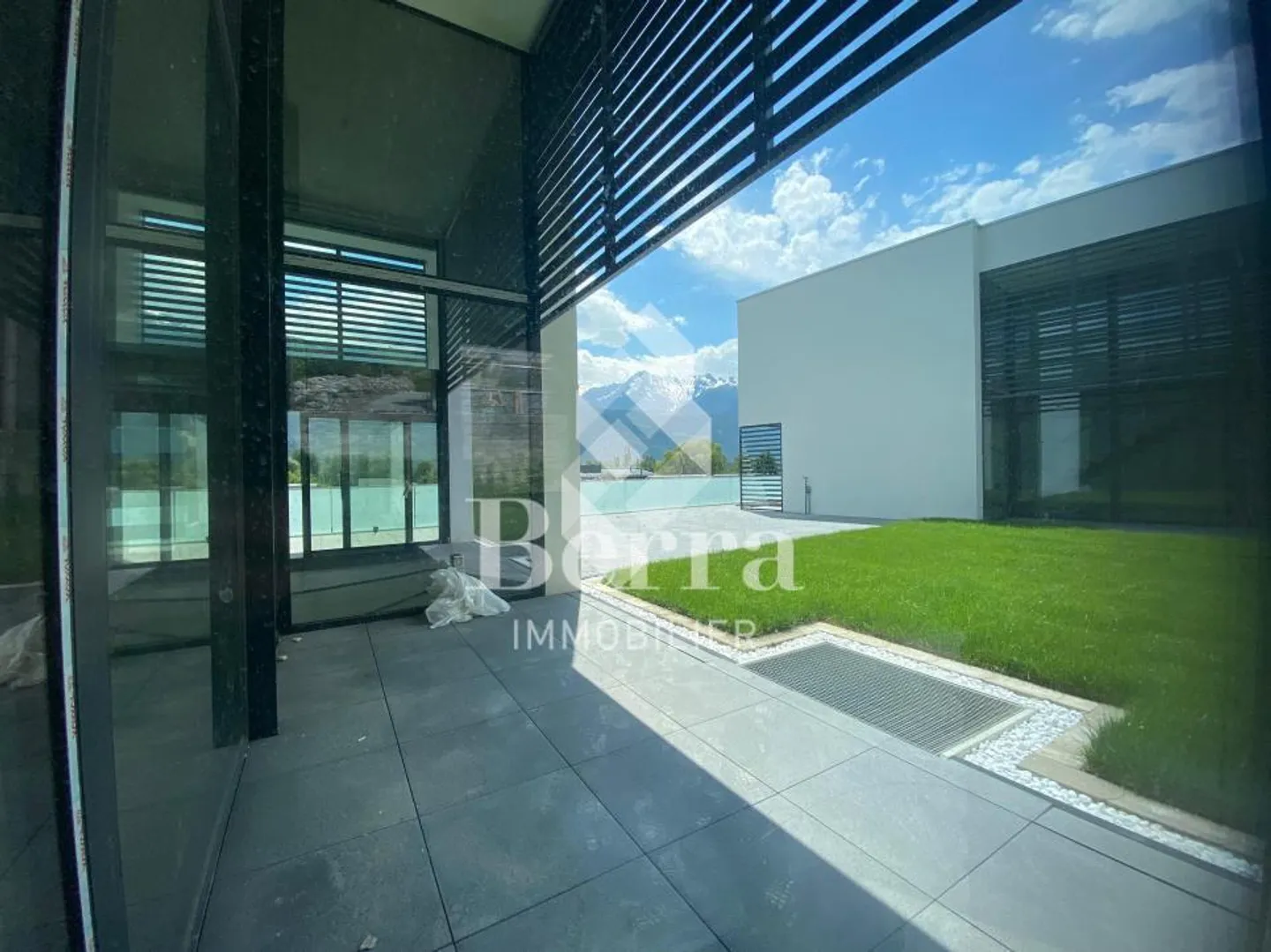 Available within 6 months after choice of finishes - Photo 10 of 13