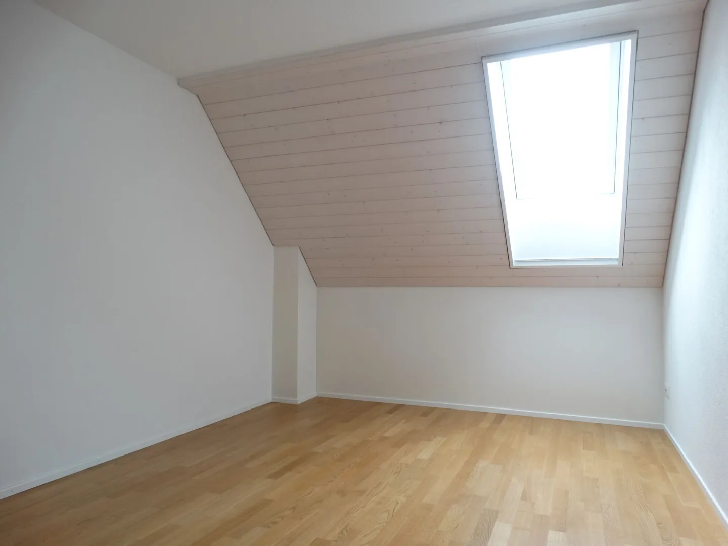Grosszügige Wohnung in Madiswil - Foto 3 von 9
