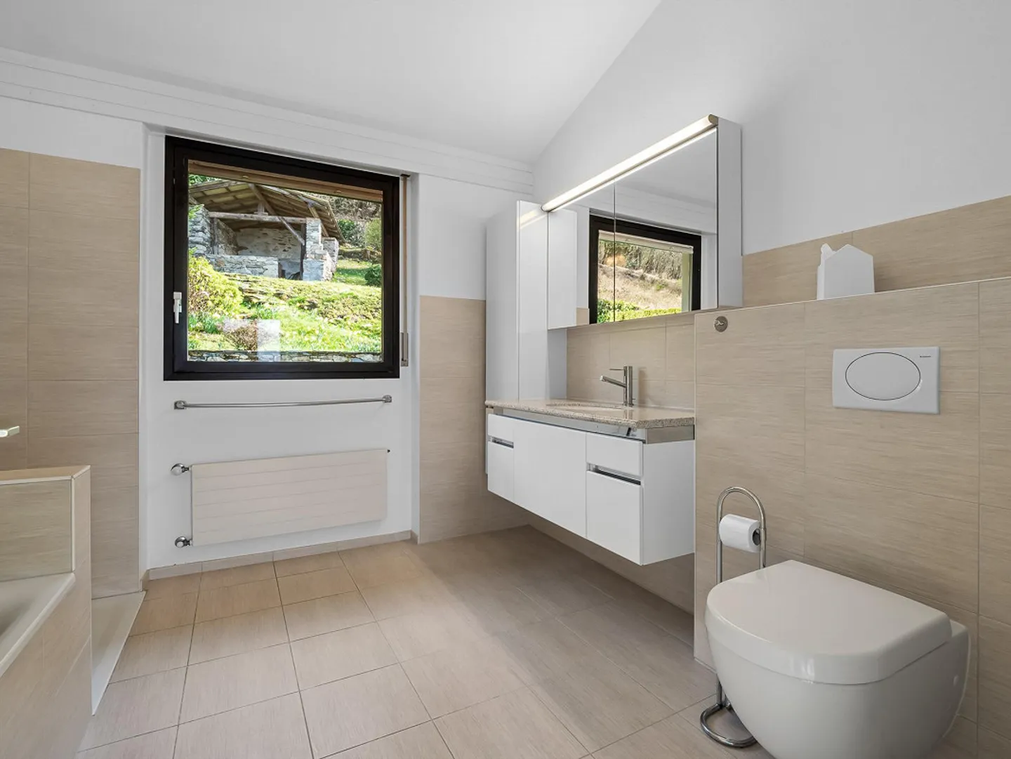 Sogno residenziale esclusivo su terreno edificabile di 2.637 m2 con vista a 180° - Foto 10 di 23
