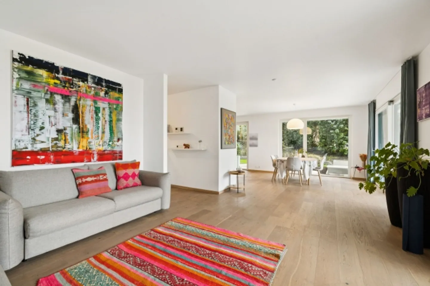 Modern 3.5-Room Garden Apartment in Corseaux - Photo 7 of 13