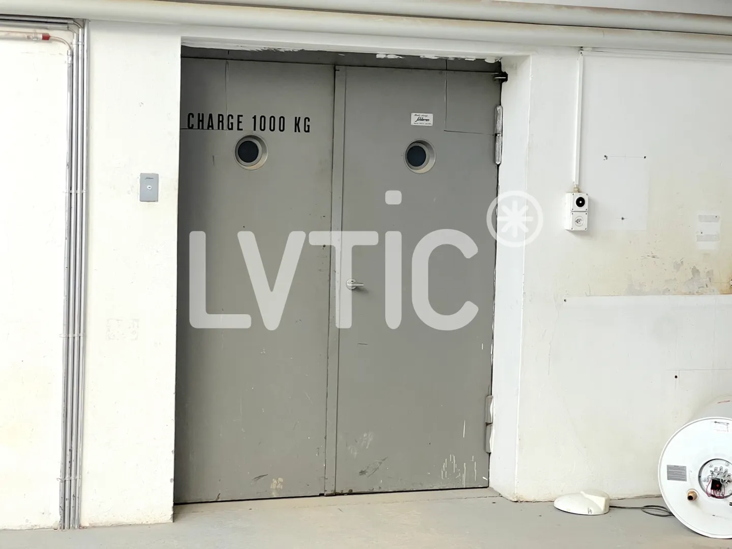 Büros, teilbare Räumlichkeiten von 712 m2 zur Miete in Cossonay - Foto 6 von 7
