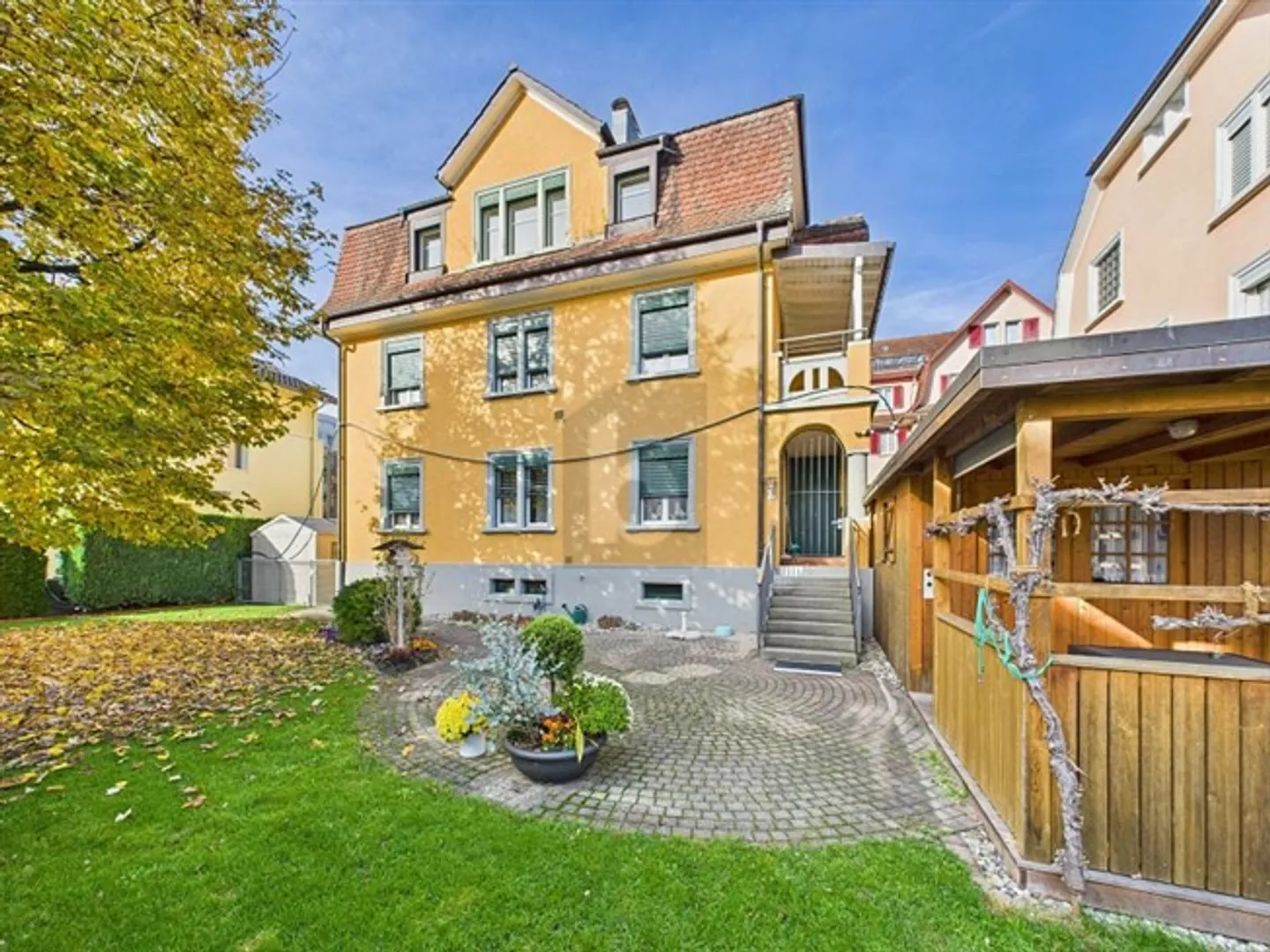 Charming, with its own air conditioning - Photo 1 of 6