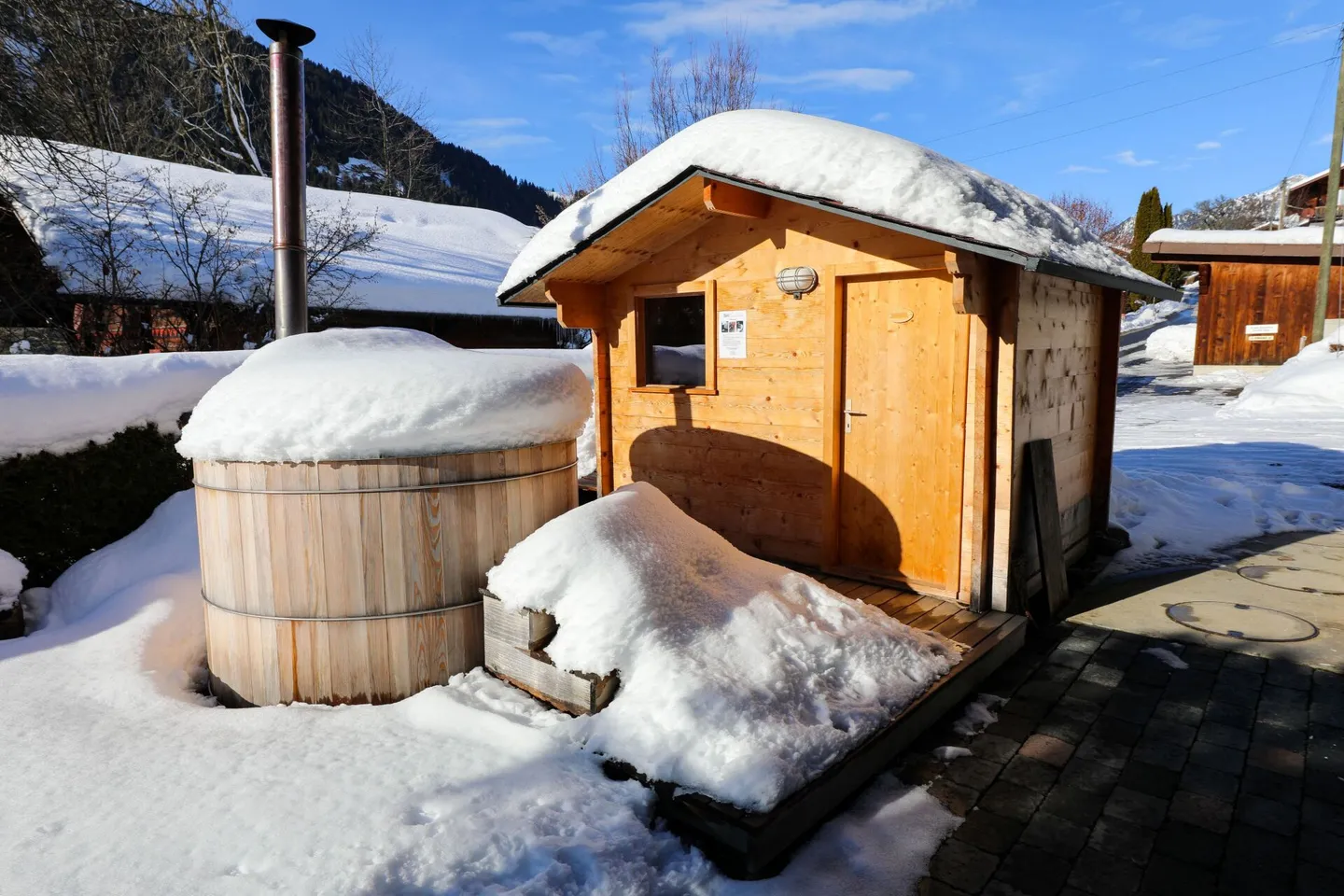 Gemütliches Wohnhaus mit zwei Wohneinheiten, grosszügigem Umschwung und schönem Ausblick - Foto 8 di 8