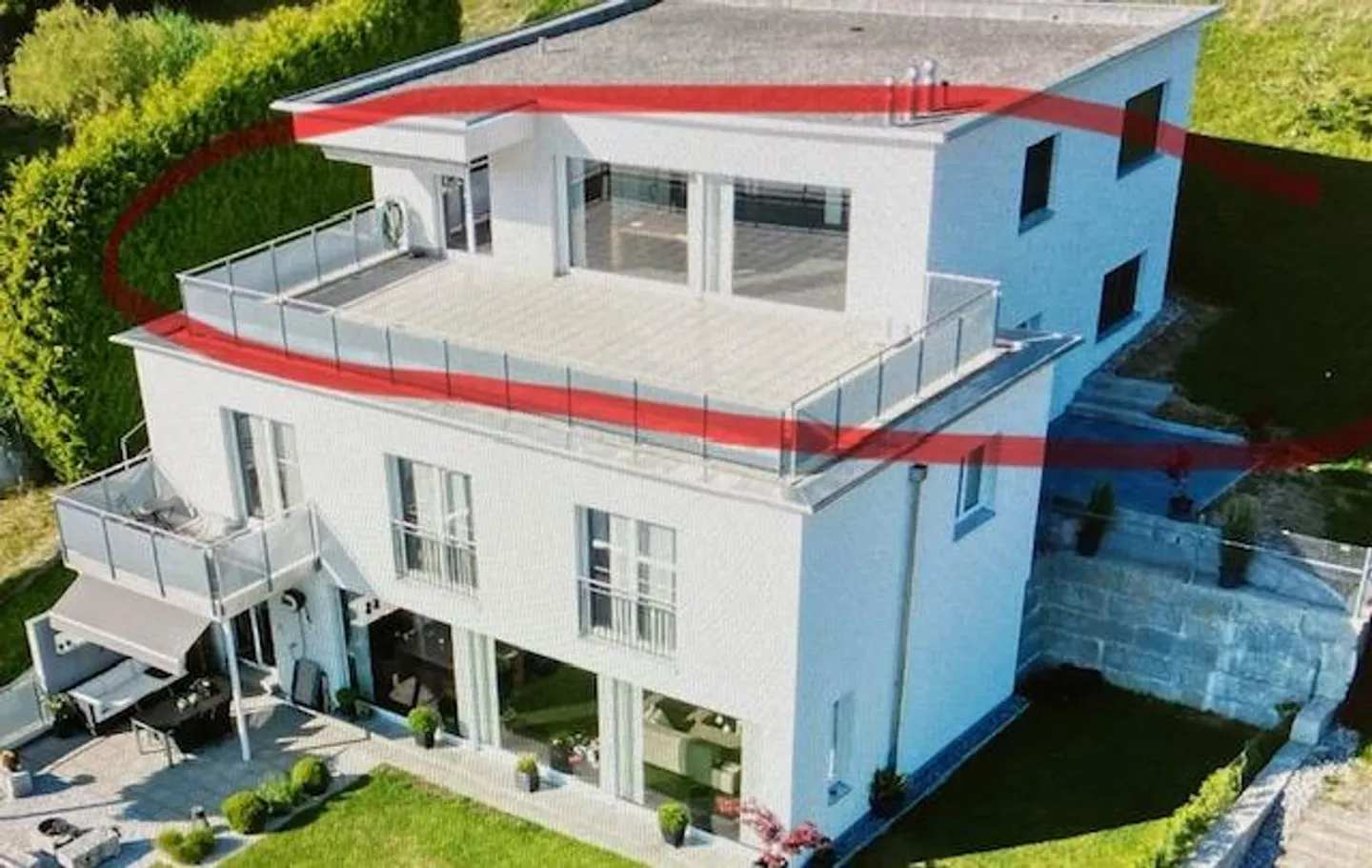 In affitto casa a terrazza 5.5 stanze in una bella posizione. - Foto 1 di 18