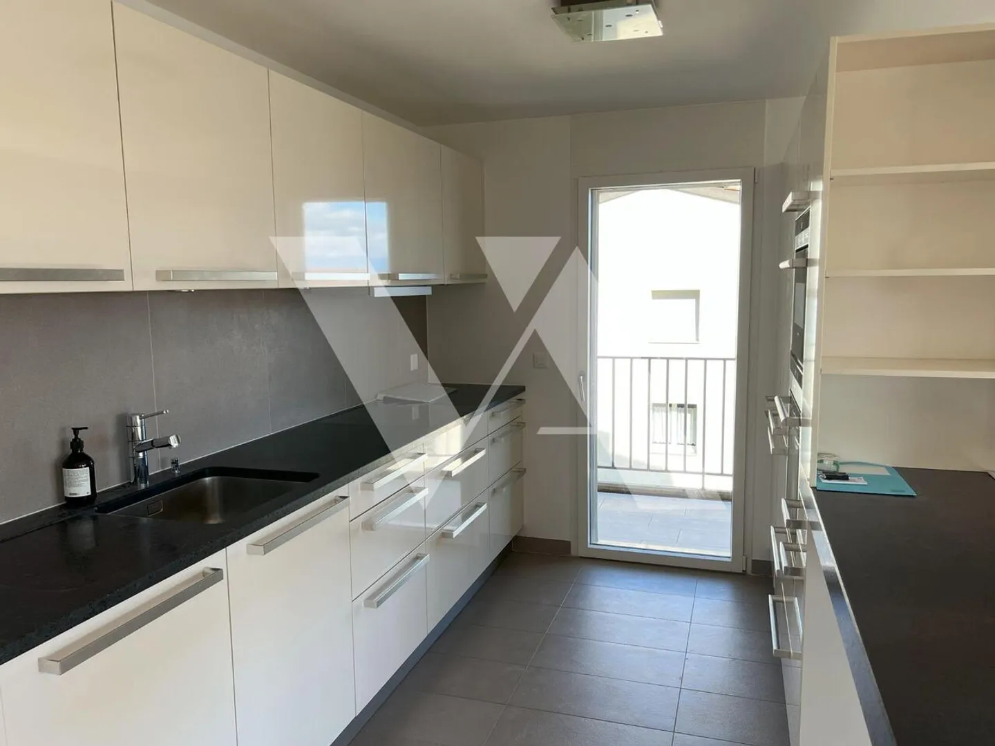 Appartamento in affitto - Foto 5 di 11
