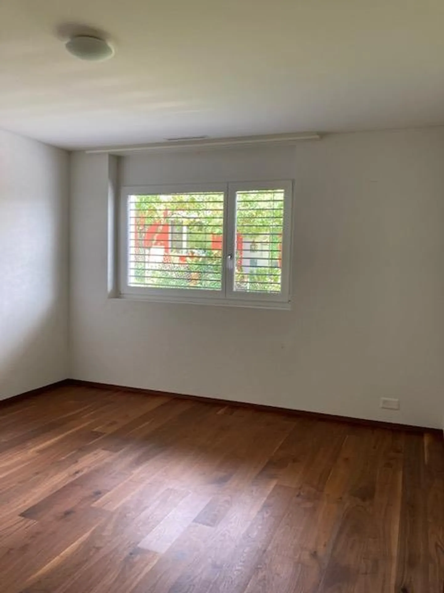 In affitto casa a terrazza 5.5 stanze in una bella posizione. - Foto 11 di 18